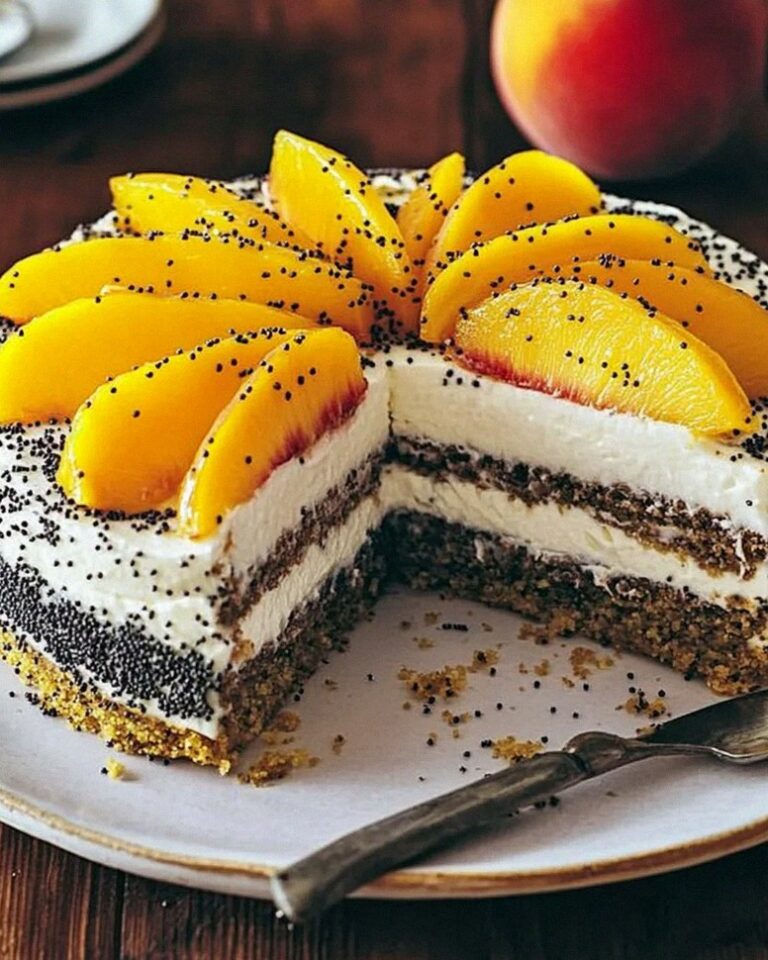 Pfirsichtorte mit Mohn